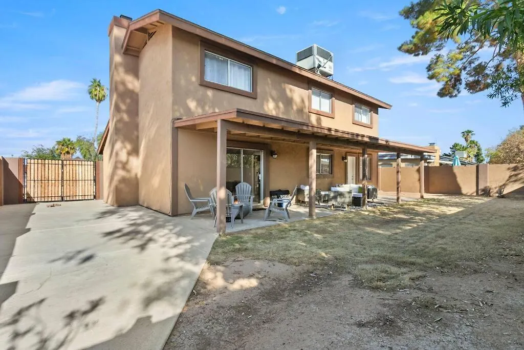 Holiday home Phoenix Haven - 4Br - Sleeps 10- Fire Pit - Golf- Yard Games United States