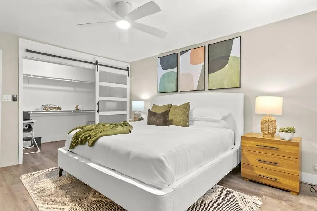 Phoenix Haven - 4Br - Sleeps 10- Fire Pit - Golf- Yard Games